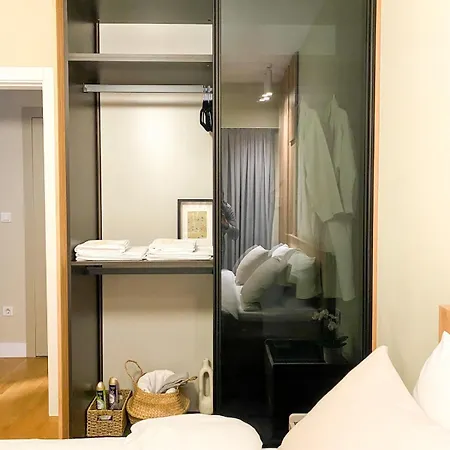 New Apartment Skopje شقة